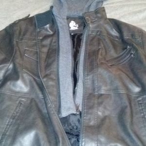 3x black leather jacket
